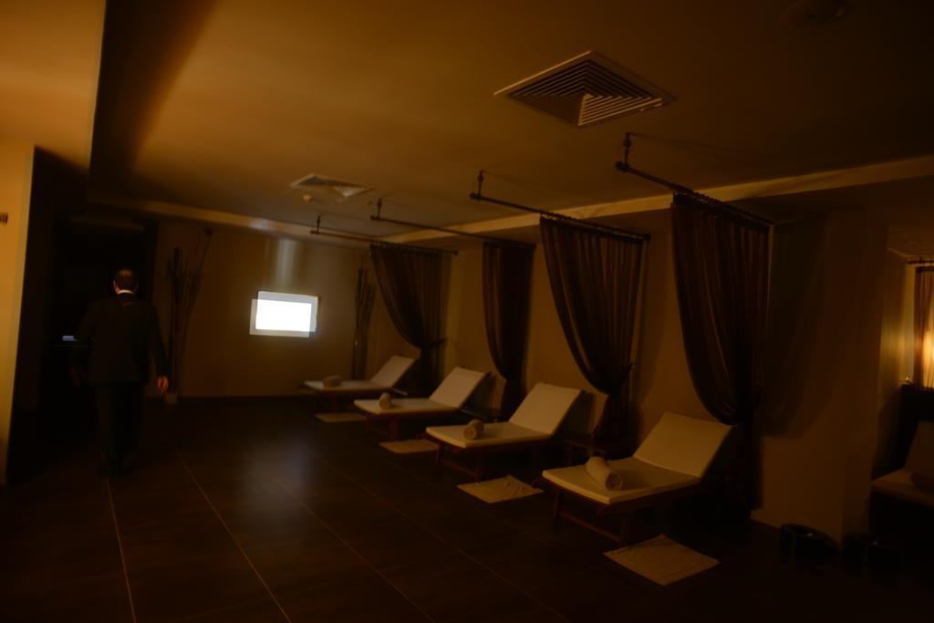 Anemon Grand Adana Otel Zewnętrze zdjęcie