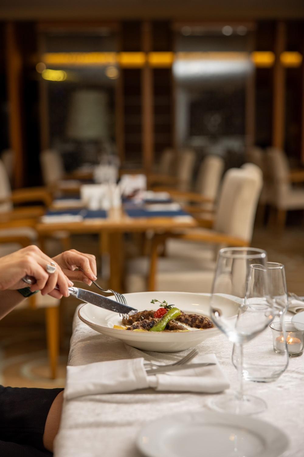 Anemon Grand Adana Otel Zewnętrze zdjęcie