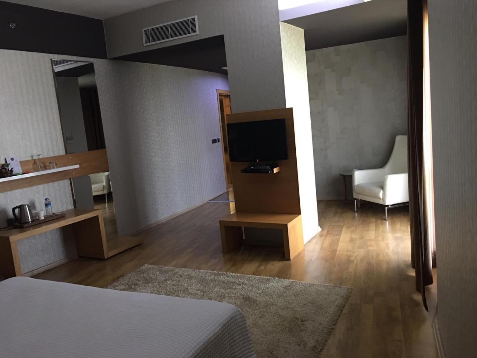 Anemon Grand Adana Otel Zewnętrze zdjęcie